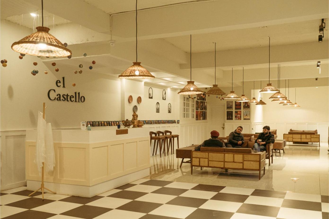 Hotel El Castello Лех Экстерьер фото